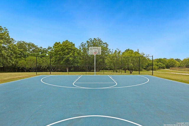 8515 Desert Cv, San Antonio, TX 78254 - view of sport court featuring community basketball court