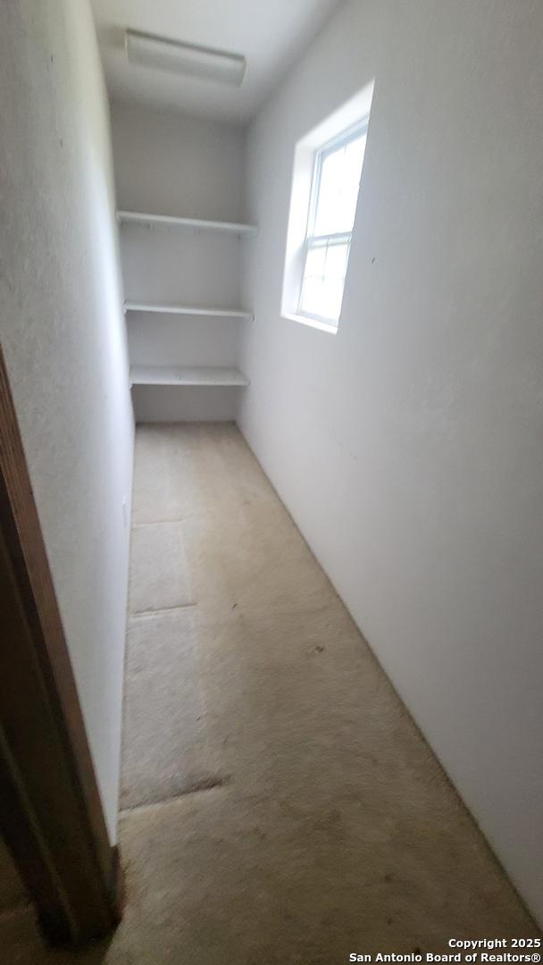 7 Glen Cove Dr, Seguin, TX 78155 - view of storage room