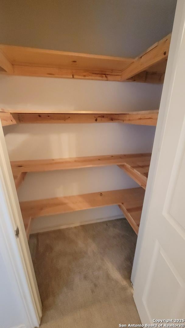 7 Glen Cove Dr, Seguin, TX 78155 - view of pantry