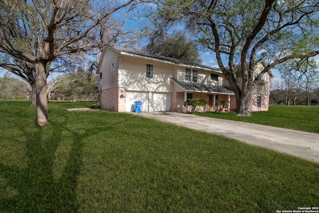 7 Glen Cove Dr, Seguin, TX 78155 - view of front of house with brick siding, driveway, an attached garage, and a front lawn