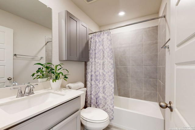 10259 Juniper Oaks, Boerne, TX 78006 - bathroom featuring toilet, vanity, and shower / tub combo