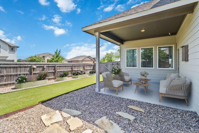 612 Wipper, New Braunfels, TX 78130 - view of patio
