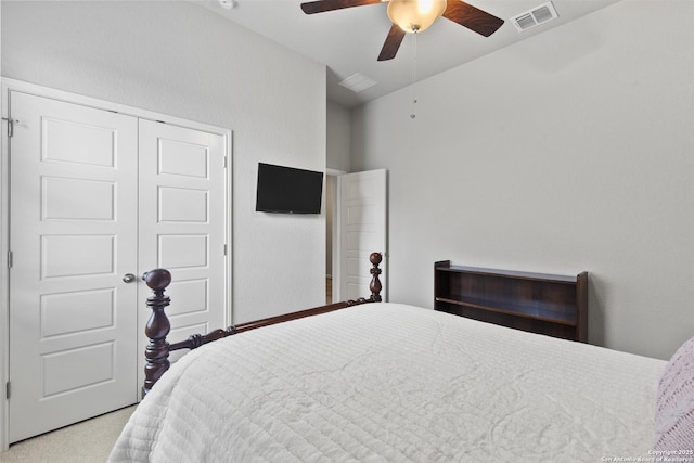 133 Edinburgh, Boerne, TX 78015 - bedroom with ceiling fan, a closet, and carpet