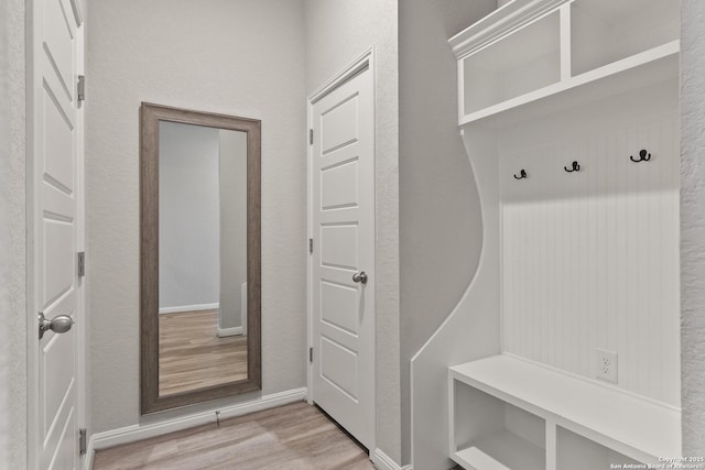 133 Edinburgh, Boerne, TX 78015 - mudroom featuring light wood finished floors and baseboards