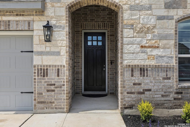 133 Edinburgh, Boerne, TX 78015 - entrance to property with stone siding and brick siding