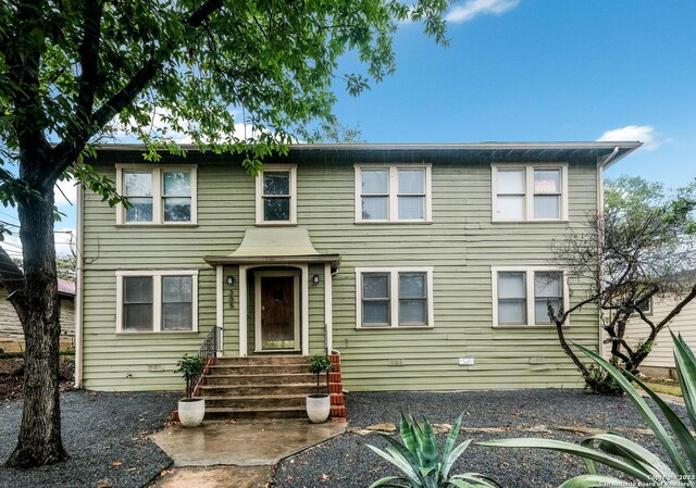 view of front of house featuring entry steps