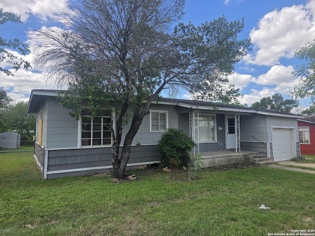 3218 E Southcross, San Antonio, TX 78223 - ranch-style home featuring an attached garage