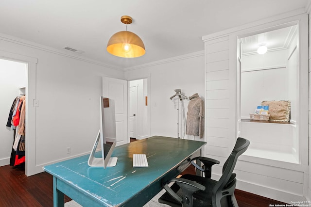 306 Chaparral Crk, Boerne, TX 78006 - home office with dark wood-style flooring, baseboards, and ornamental molding