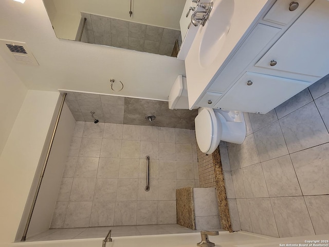 8702 Village Dr Unit 204, San Antonio, TX 78217 - full bathroom featuring a stall shower
