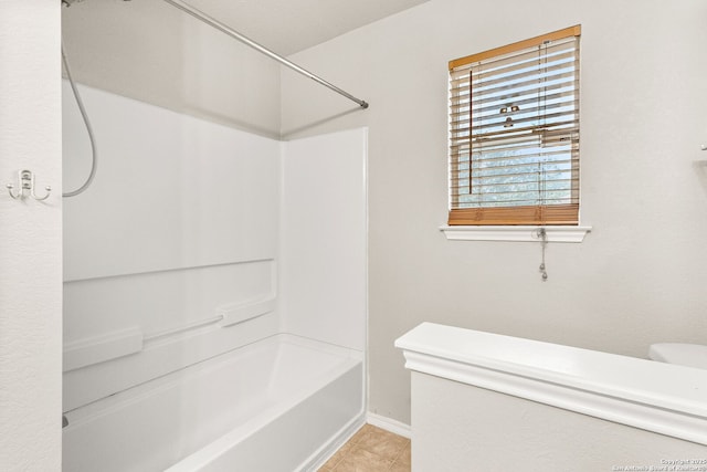 846 Barrel Pt, San Antonio, TX 78251 - full bathroom with tile patterned flooring, baseboards, and bathing tub / shower combination