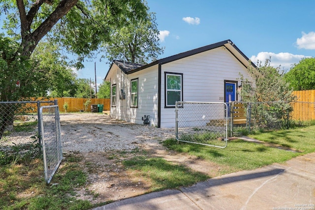 2120 San Fernando, San Antonio, TX 78207 - view of property exterior featuring a gate