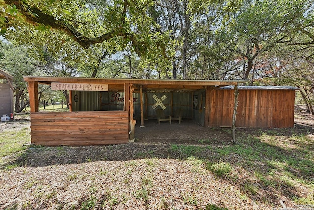 view of outbuilding with an outbuilding