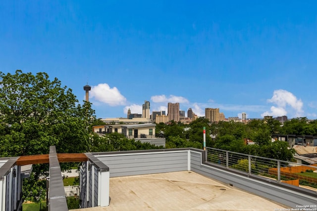225 S Pine Unit 101, San Antonio, TX 78203 - balcony with a skyline view