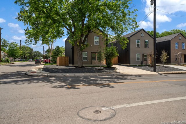 1102 S Gevers St, San Antonio, TX 78210 - view of front facade