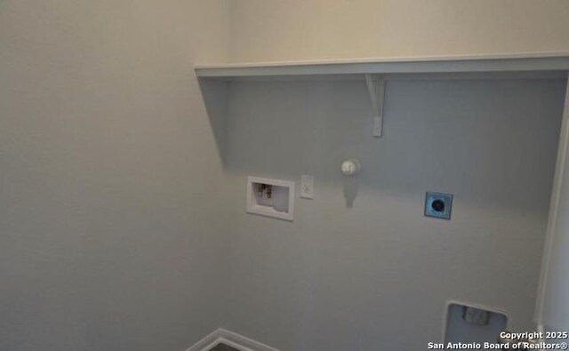 7374 Braes Cor, San Antonio, TX 78244 - washroom with hookup for a washing machine, electric dryer hookup, baseboards, and hookup for a gas dryer