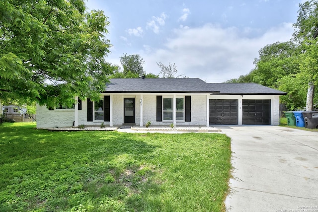 5515 Rolling Rdg, San Antonio, TX 78228 - ranch-style house featuring a garage, concrete driveway, and a front yard