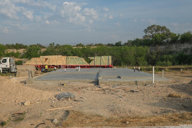 8205 Foxtail Frk, San Antonio, TX 78222 - view of yard
