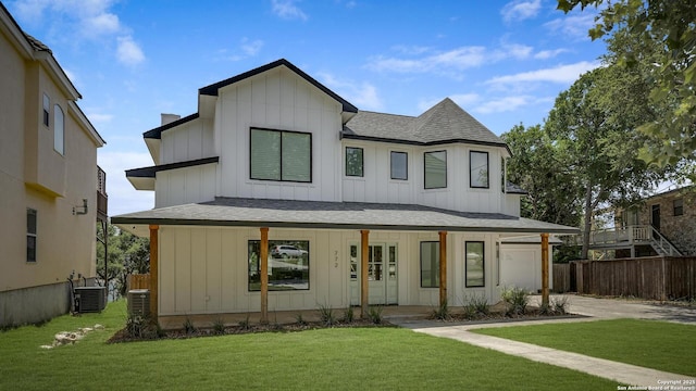 772 Lakebreeze, Canyon Lake, TX 78133 - modern farmhouse style home featuring board and batten siding, a porch, roof with shingles, concrete driveway, and cooling unit