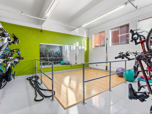 1339 S Flores St Unit 103, San Antonio, TX 78204 - view of exercise area