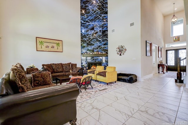 4019 Wood Crk, San Antonio, TX 78257 - lobby featuring a towering ceiling