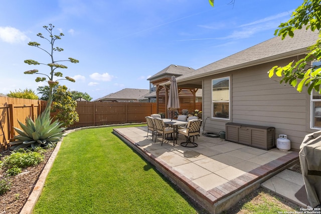 929 Cypress Ml, New Braunfels, TX 78130 - view of yard featuring a patio area