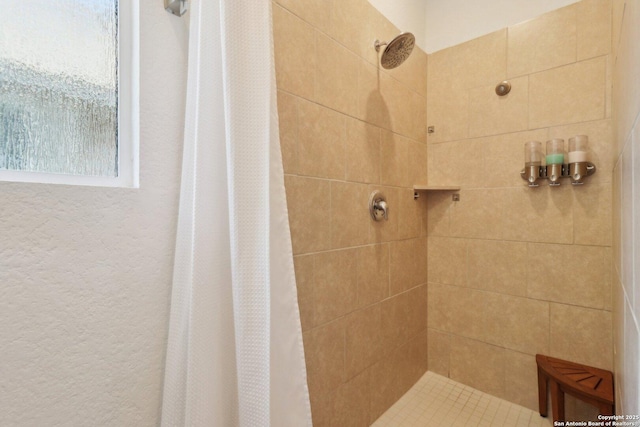 8911 Rancher Pl, Seguin, TX 78155 - full bathroom with a tile shower