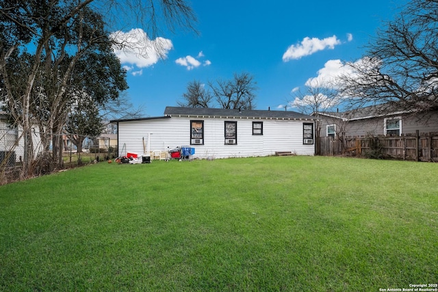 2902 Christian Dr, San Antonio, TX 78222 - view of rear view of property