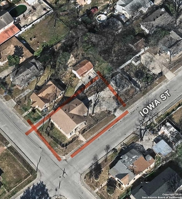 2001 Iowa, San Antonio, TX 78203