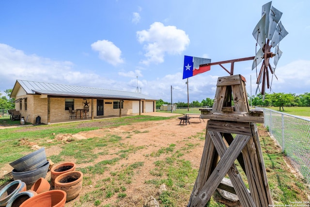 2050 Adj Ln, Fredericksburg, TX 78624 - view of yard with fence