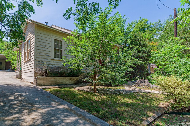 210 Harrison, Alamo Heights, TX 78209 - view of front of property featuring driveway
