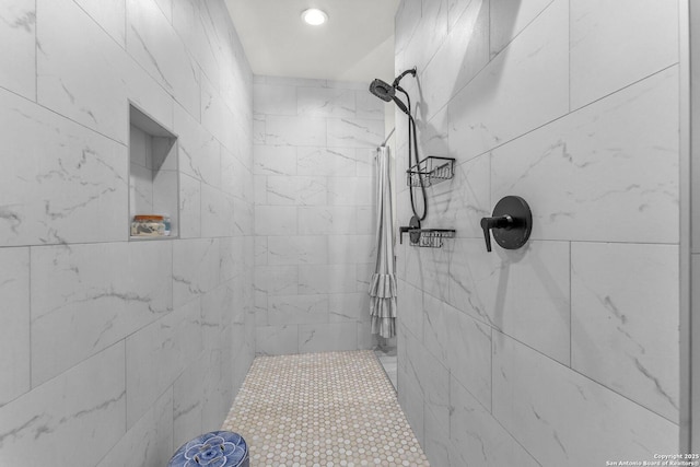 740 Sharp Spgs, Bulverde, TX 78163 - bathroom with a tile shower