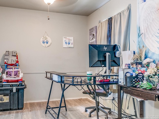 5118 Crusade Dr, San Antonio, TX 78218 - home office featuring wood finished floors and baseboards