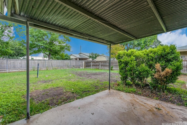 5118 Crusade Dr, San Antonio, TX 78218 - view of yard featuring a patio