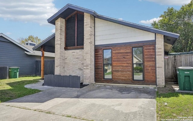 5530 Rangeland, San Antonio, TX 78247 - rear view of property with a patio area