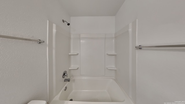 7918 Hanging, San Antonio, TX 78253 - full bathroom featuring toilet