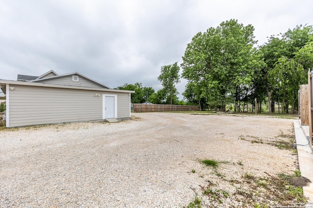 300 Carmel Creekside, Hutto, TX 78634 - view of yard featuring fence