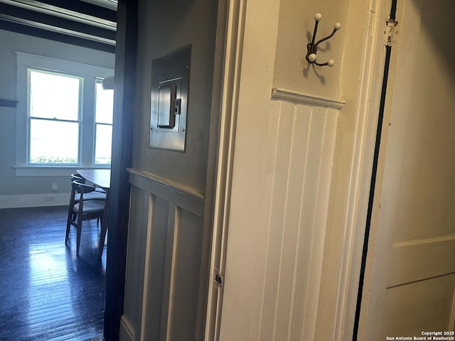 539 Wickes, San Antonio, TX 78210 - detailed view of wood finished floors and electric panel