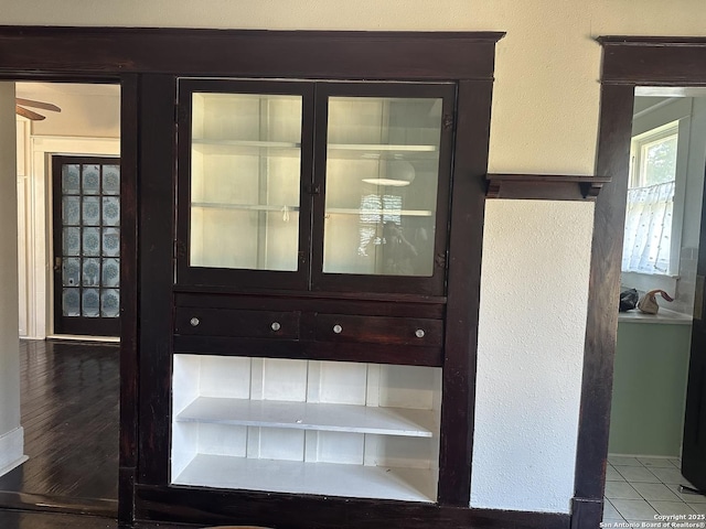 539 Wickes, San Antonio, TX 78210 - view of closet