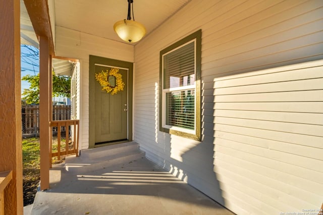 815 Steves, San Antonio, TX 78210 - entrance to property featuring a porch