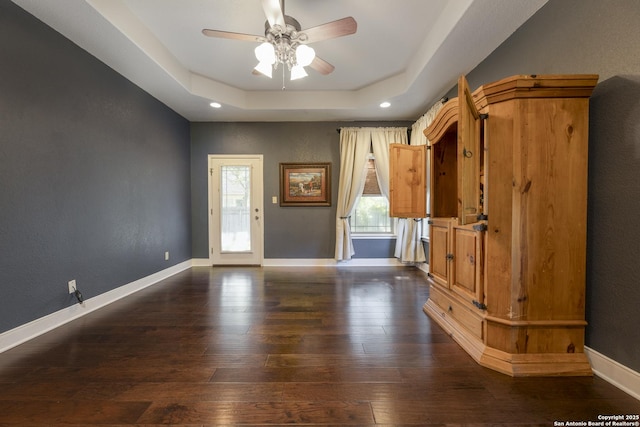 212 Leather Leaf, Boerne, TX 78006 - unfurnished room featuring ceiling fan, hardwood / wood-style flooring, baseboards, a raised ceiling, and recessed lighting