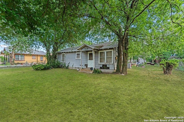 3742 Weir Ave, San Antonio, TX 78226 - view of front of property with a front lawn