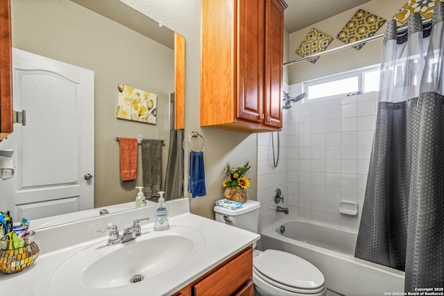222 Red Quill Nest, San Antonio, TX 78253 - bathroom with vanity, shower / bathtub combination with curtain, and toilet