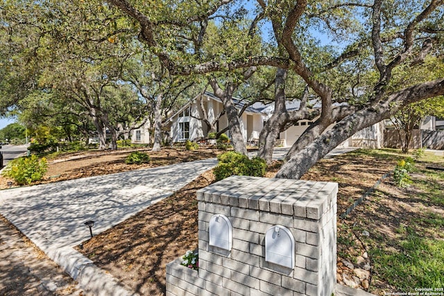 13018 Country Trl, San Antonio, TX 78216 - view of property's community with fence