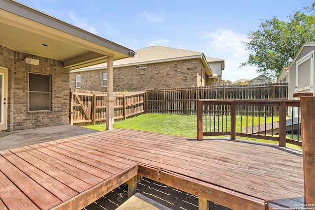 13706 Trailside, Live Oak, TX 78233 - view of wooden deck