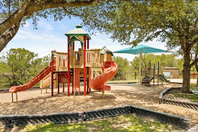 13706 Trailside, Live Oak, TX 78233 - community jungle gym with fence