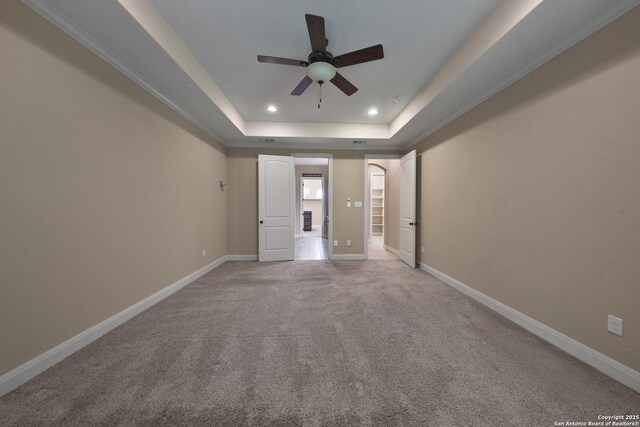 523 White Cyn, San Antonio, TX 78260 - unfurnished room with ceiling fan, a raised ceiling, recessed lighting, baseboards, and light carpet