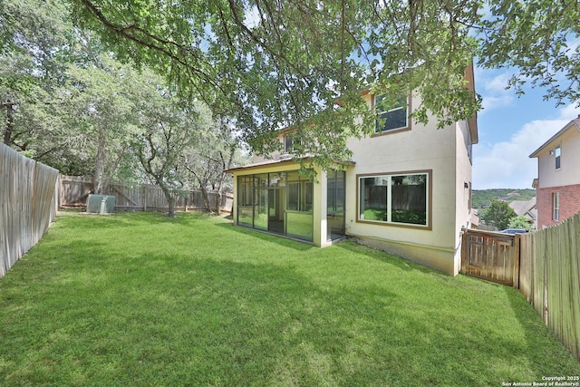 523 White Cyn, San Antonio, TX 78260 - view of yard with a sunroom