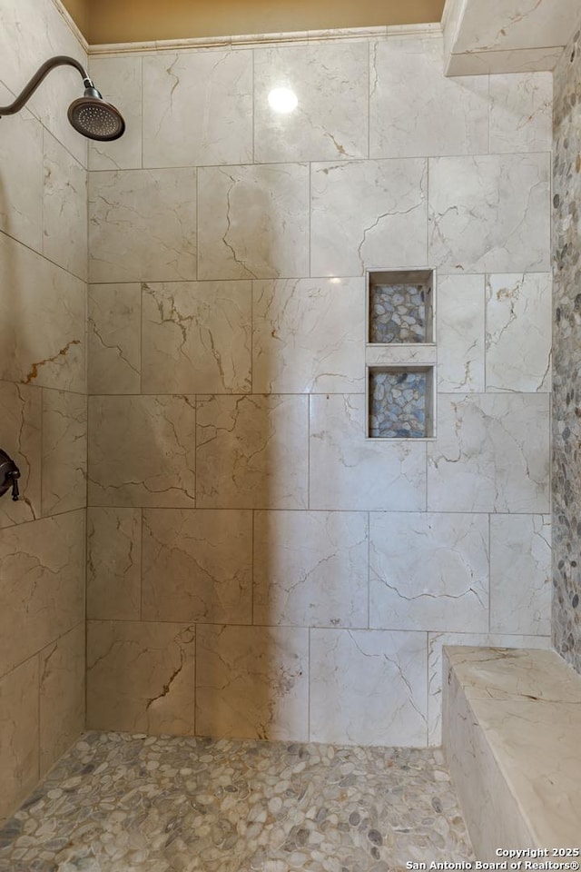 1104 Lois St, Kerrville, TX 78028 - full bathroom with a tile shower