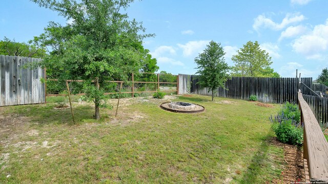 13154 Beals, San Antonio, TX 78253 - view of yard featuring a fire pit