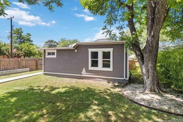 944 Fulton, San Antonio, TX 78201 - view of back of house